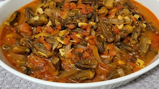 طريقة تحضير بامية بزيت وصفة نباتية Easy and Tasty Vegan Okra With Tomatoes Recipe [upl. by Anagrom381]