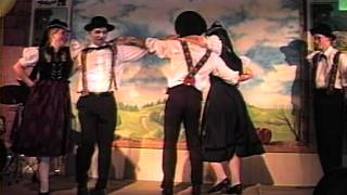 German Folk Dance  KREUZ KÖNIG king of clubs [upl. by Nauqaj]