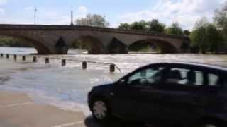 Crue et inondation à Joigny et VilleneuvesurYonne [upl. by Ssew]