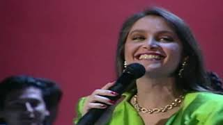 Daniela Romo  Yo no te pido la Luna Video Original en Vivo [upl. by Gasparo443]