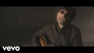 Wheeler Walker Jr  Shes a Country Music Fan Official Music Video [upl. by Marve809]