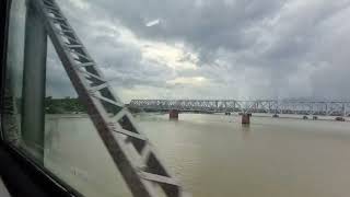 Train crossing Kolaghat Bridge over Rupnarayan river [upl. by Ybrik]