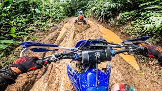 TOCANDO A WR 450F E SURPRESO COM UM PILOTO SURDO NA TRILHA 4K [upl. by Valerlan]