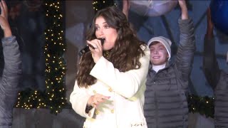 Idina Menzel  Show Yourself Frozen 2 Live at Saks Fifth Avenue [upl. by Htaek]