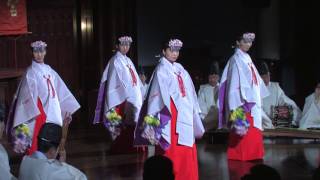 The Sacred Music of Mikagura a brief look at an ancient ritual  御神楽解説・装束楽器解説 [upl. by Erda]