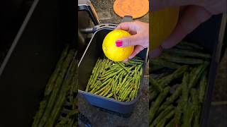 EASY Airfryer Green Beans Shorts airfryer airfryerrecipes [upl. by Hazaki988]