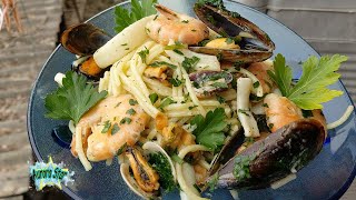 Ricetta Spaghetti allo scoglio con pesci surgelati [upl. by Hentrich]