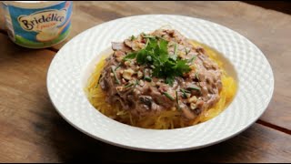 Recette  Courge spaghetti à la sauce crémeuse et aux champignons [upl. by Ellenehs509]