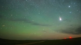 Live Encountering Perseid meteor shower on Chinas Valentines Day [upl. by Goth]