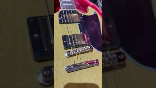 ￼GIBSON SG STANDARD 61 STOPBAR ELECTRIC GUITAR  TV YELLOW guitar [upl. by Asseralc171]