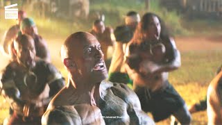 ¡Dwayne Johnson es mitad hombre mitad ESCORPIÓN espectacular CGI 😂  La momia regresa  Clip [upl. by Eive230]