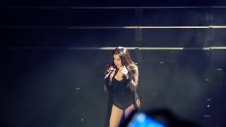 Halsey  Strangers ft Lauren Jauregui Live  Teatro Gran Rex Argentina [upl. by Chappie]