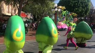 Pixar Play Parade Disneyland 2018 [upl. by Hildagarde]