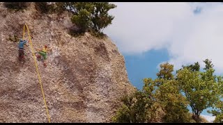 Climbing diorama  L ARRAMPICATA [upl. by Agna]