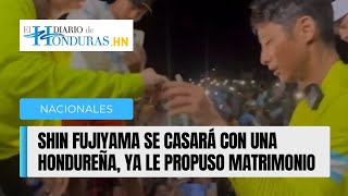 Shin Fujiyama se casará con una hondureña así le propuso matrimonio a Yeimi Licona [upl. by Nevsa]