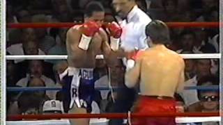 JULIO CESAR CHAVEZ VS RODOLFO AGUILAR 13 [upl. by Annawik]