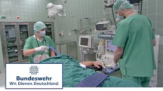 Anästhesie und Intensivpflege – Auf Station im Bundeswehrkrankenhaus Hamburg [upl. by Nove571]