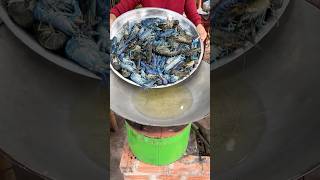 Country Chef Cook Blue Crayfishes with Two Yummy Recipes CookingBlueCrayfish HowToCookCrayfish [upl. by Forta430]