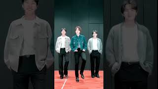 Bts run dance tutorial🕺🏻Amazing food steps😍try itbtsdancestepviralvideoarmybtsshortsvjknew [upl. by Keily]