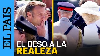 NORMANDÍA  Macron lanza un beso al aire a los reyes de Inglaterra en la celebración del Día D [upl. by Bethesde246]