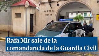 Salida de Rafa Mir de la Comandancia de la Guardia Civil [upl. by Ocram]