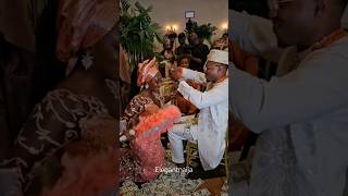 Spectacular Nigerian Wedding Tradition Making it Rain nigeria nigerianwedding trending wedding [upl. by Laryssa992]