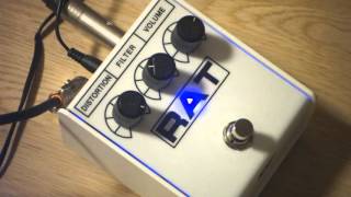 Proco Rat 2 white doom sludge [upl. by Odawa]