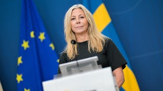 Billigare tandvård för Sveriges pensionärer – presskonferens med SD och regeringen [upl. by Dumanian]