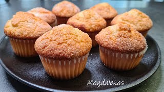 Recette des Madeleines espagnoles au citron [upl. by Japha606]