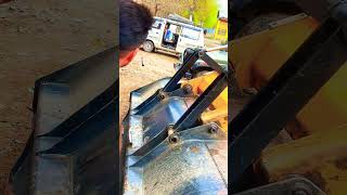 Jcb loader bushind loader pin removal jcb loader fittings jcbtech bucketsystem excavator music [upl. by Arahk]