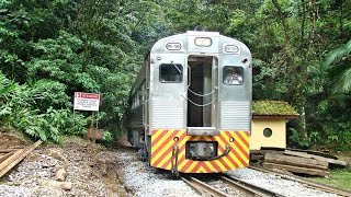 Litorina RDC da Serra Verde Express MH7001 Great Brasil chegando na Estação Marumbi [upl. by Odnolor]