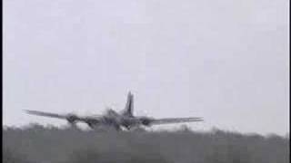 B17 Flying Fortress Flyby [upl. by Alig]