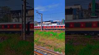 Maharaja express 👑💖 crossing kurla station kurla maharajaexpress [upl. by Lucier]