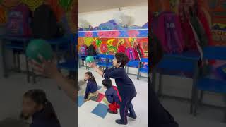 Grade 2 Indoor pe game Catchandthrow teamwork schoolkids scholasticaprepararory school [upl. by Eldwin]