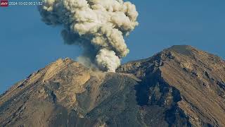 Oct 2 2024 Large Plume from Gunung Semeru Volcano Indonesia [upl. by Dincolo]