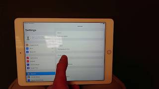 iPad screen turns off in guided access  fix  howto  disable screen sleep [upl. by Hendel]