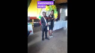 AMENIWEKA HURU kamauviolinist PaPiCleverOfficialPapicleverDorcaskinyarwandaviolingospel [upl. by Quackenbush495]