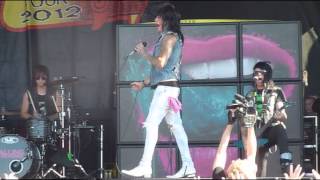 Falling In Reverse  Im Not A Vampire LIVE HQ Warped 2012 [upl. by Whitcomb]