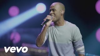 Turma do Pagode  Vale tudo O Som das Multidões Ao Vivo Clipe Oficial [upl. by Sivatco]