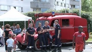 Les pompiers font leurs journées portes ouvertes [upl. by Angelis]