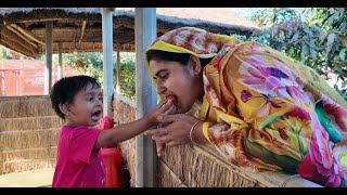 একমাত্র মায়েরাই পারে নিজে না খেয়ে সন্তান কে খাওয়াতে  Doyel Agro [upl. by Anedal]