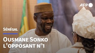 Sénégal Ousmane Sonko l’opposant qui a fait élire Bassirou Diomaye Faye [upl. by Annyahs]