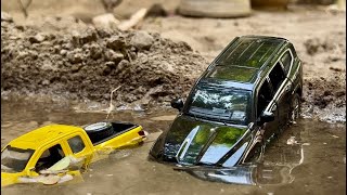 Extreme OffRoading With Toyota Land Cruiser  Diecast Model Car [upl. by Aidul216]