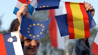 Concern mounts in Spain over EU proposed funding cuts to Erasmus student exchange programme [upl. by Zacharie]