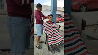 Terremoto en barbería de Colombia ilovecolombia vivacolombia vallenato [upl. by Darmit]