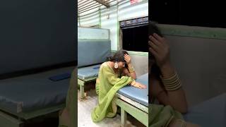 ट्रेन में ऐसे लोगों से रहें सावधान वीडियो में देखें trains shortvideos [upl. by Atinid]