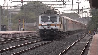 Superbly Accelerating Pune Bilaspur Superfast Express Skips Hadapsar Terminus With Good Tracksounds [upl. by Abramson]