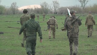 Guerre du Donbass le grand fossé se creuse entre jeunesse locale et Ukraine [upl. by Vasiliki138]