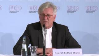 Pressekonferenz am 811 26 Eingangsstatement Heinrich BedfordStrohm  EKD Synode 2015 [upl. by Cary]