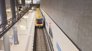 BVG Class IK departing Berlin Hbf 20231227 [upl. by Umeh]